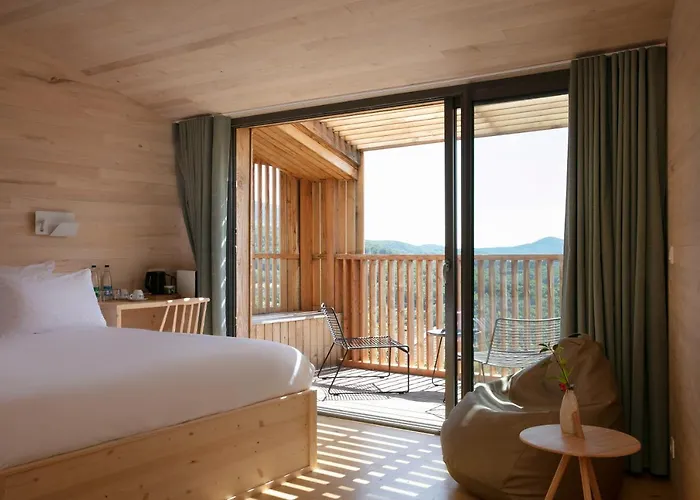 48 Degres Nord Landscape Hotel